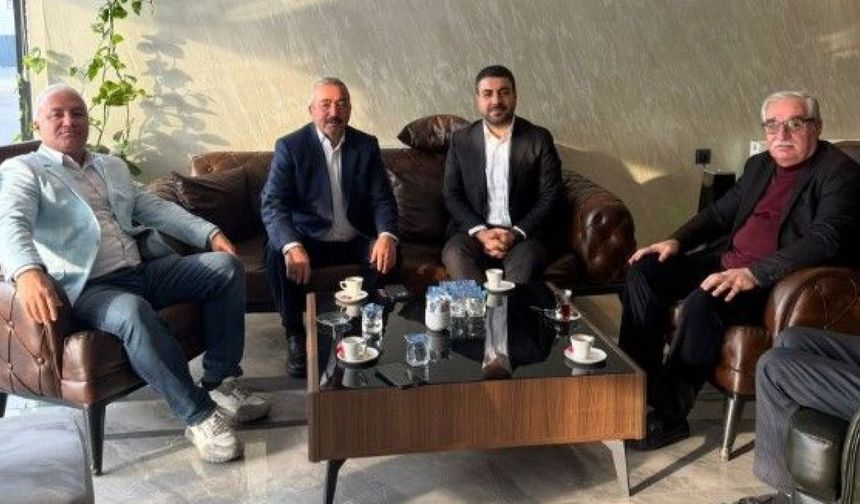 AK Parti Karaköprü İlçe Başkanı Orhan Çelik’ten Mehmet Badıllı’ya Ziyaret!