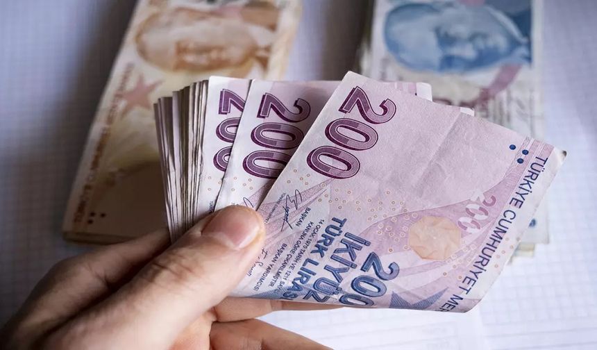 Emekliye bir kereye mahsus tam 14 bin lira geliyor