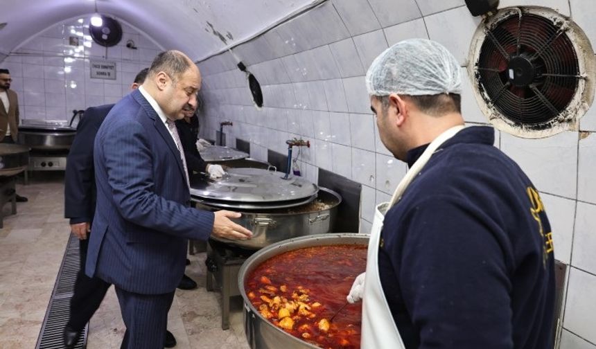 Büyükşehir'den Aşevi'ne Ramazan Desteği: Günde 3 Bin Ekmek Yardımı Sürecek