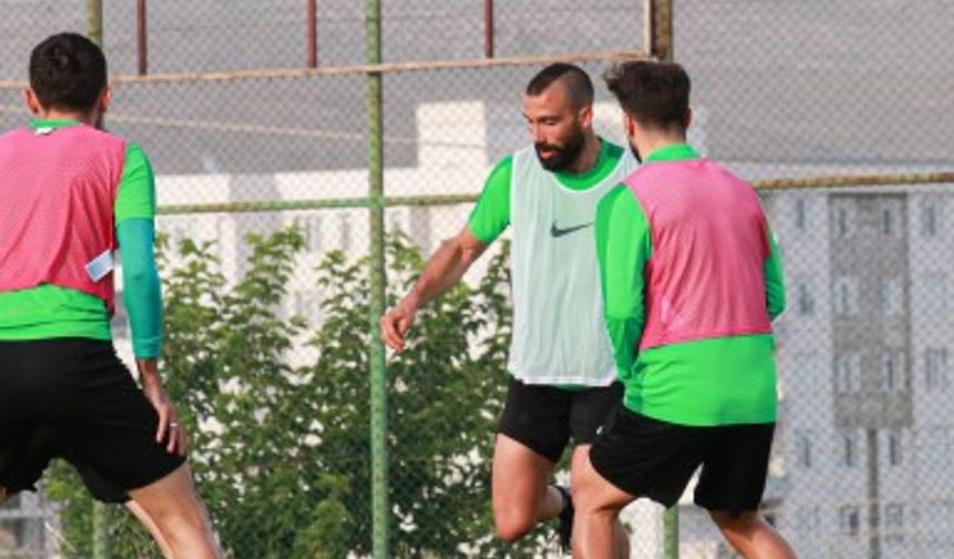Şanlıurfaspor'da Yeni Hoca Dönemi! Manisa FK Maçı Hazırlıkları Başladı