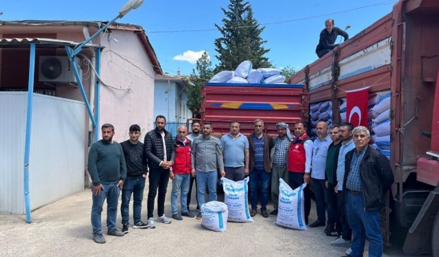 Siverek'te Üreticiye Devlet Destekli Çeltik Tohumu Dağıtıldı