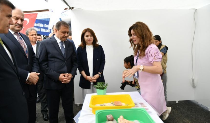 Şanlıurfa, Türkiye Yüzyılı Vizyonuyla Bilimde Parlıyor
