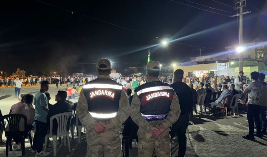 Birecik’te Jandarmadan Düğün Mesaisi: Mutluluk Artık Güvende