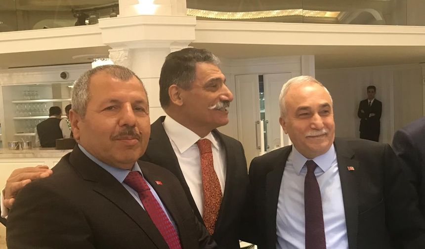 Mustafa Arslan’dan Ahmet Eşref Fakıbaba’ya Tebrik Mesajı