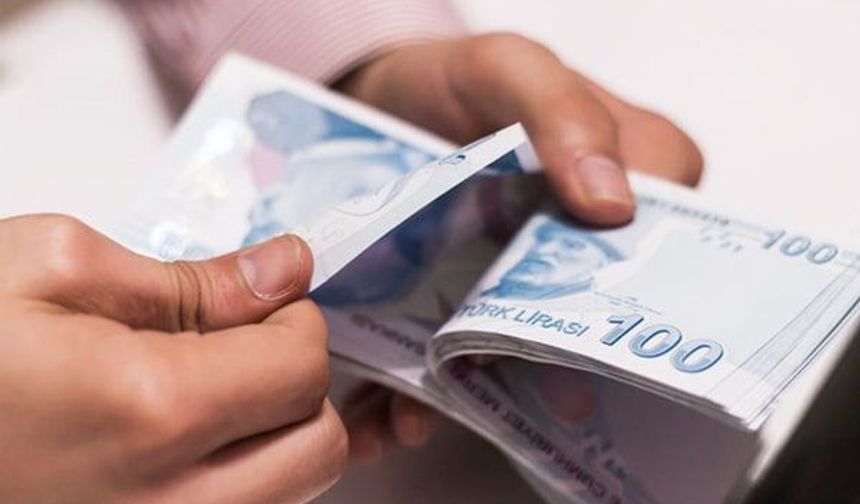 Şanlıurfalı görevliden tepki dolu sözler: “Allah’tan isteyince 300 lira, sadakaya gelince 5 lira!”