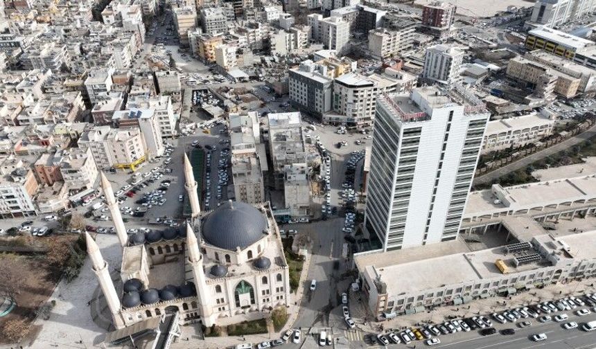 Şanlıurfa’da 25 Metrelik Yol Çalışmaları Hız Kesmeden Sürüyor