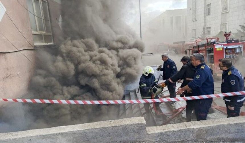 Haliliye’de Sünger İmalathanesinde Yangın