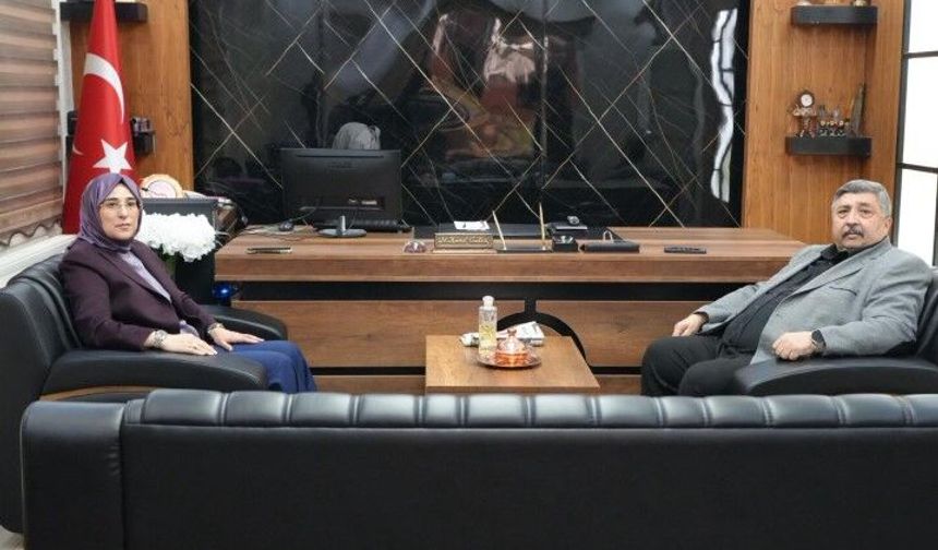 Şanlıurfa Milletvekili Yazmacı’dan Şanlıurfa Gazetesi’ne Ziyaret