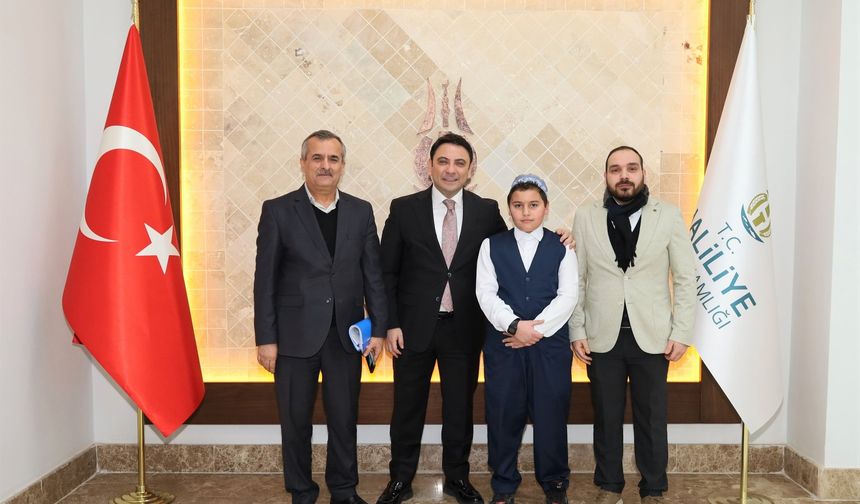 Şanlıurfa’da Ezan Okuma Yarışması İl Birincisinden Anlamlı Ziyaret