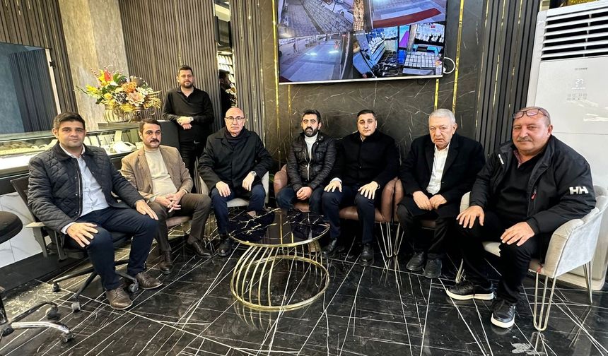 CHP Şanlıurfa İl Başkanı Karadağ’dan Şakir Kuyumculuk Ziyareti