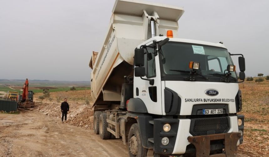 Şanlıurfa’da Karatepe-Keremli Yolu 6 Metreye Çıkıyor!