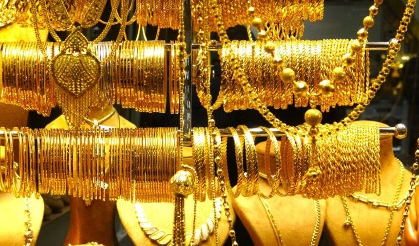 Altın Fiyatları Yükseliyor, Vatandaşlara Uzun Vadeli Tasarruf Önerisi