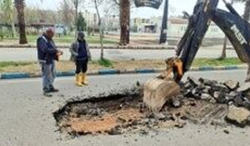 Birecik’te Yağış Sonrası Yol Onarım Seferberliği!