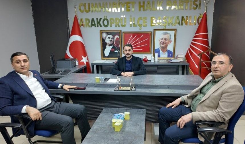 CHP Şanlıurfa İl Başkanı Karadağ’dan Tiyatro Günü Ziyareti