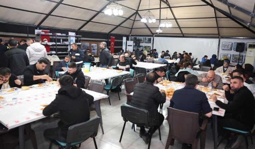 Şanlıurfa Eyyübiye Belediyesi’nden İhtiyaç Sahiplerine Ramazan Desteği