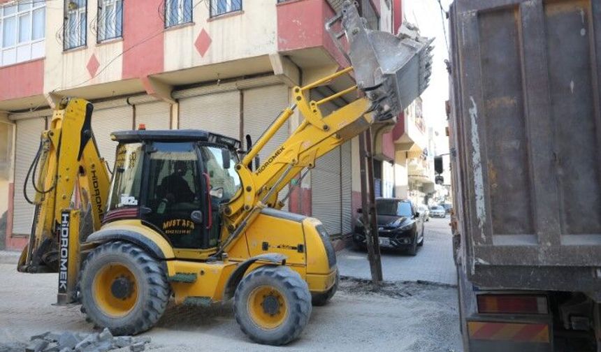 Şanlıurfa Eyyübiye’de Yol Ve Parklarda Büyük Yenileme!