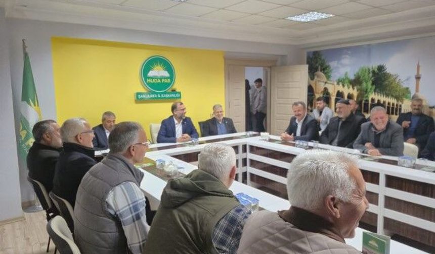 HÜDA PAR Şanlıurfa İl Başkanlığı’nda Bayramlaşma Programı Düzenlendi