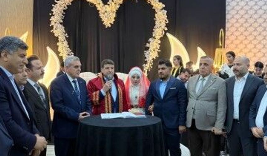 Şanlıurfa’da Düğün Merasimi Siyaset ve Davetlileri Buluşturdu