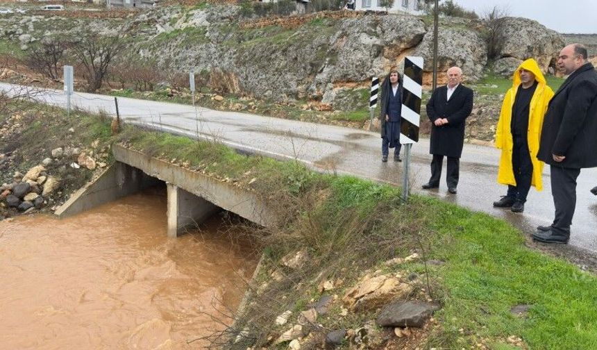 Karaköprü’de Yağış Mesaisi: Başkan Sahada
