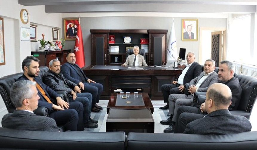 Şanlıurfa Müteahhitler Derneği Yönetimi, Tapu Müdürü ile Sorunları Görüştü