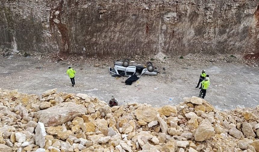 Şanlıurfa’da Dehşet Anları! Araç 10 Metre Derinliğe Düştü