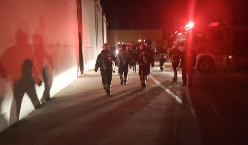 Şanlıurfa’da Tekstil Fabrikasında Korkutan Yangın!