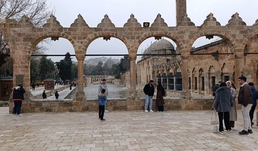Şanlıurfa’da Yağış Sonrası Balıklıgöl’de Yoğun Çalışma!