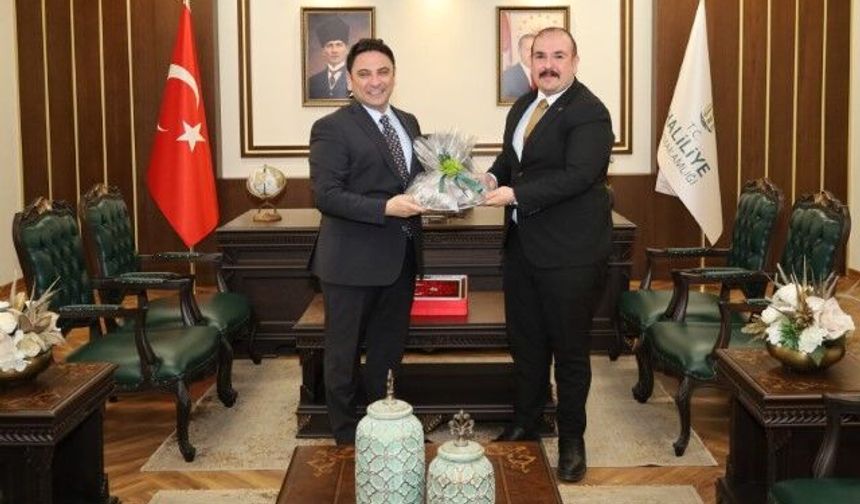 Ülkü Ocakları Haliliye İlçe Başkanı’ndan Kaymakam Şahin’e Ziyaret!