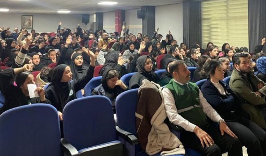 Şanlıurfa'da Öğrencilere Madde Bağımlılığının Zararları Anlatıldı