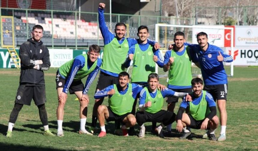 Karaköprü Belediyespor, Kritik Maç İçin Hazırlıklarını Sürdürüyor