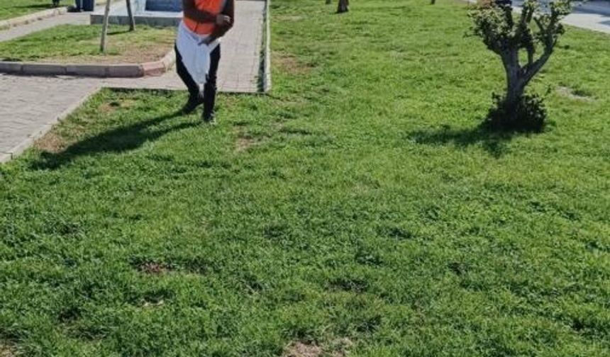 Eyyübiye’de Park ve Yeşil Alanlarda Bakım Çalışmaları Sürüyor