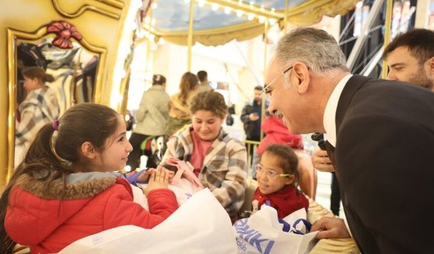 Yetim Çocuklara Bayramlık Sürprizi Şanlıurfa’da Yaşandı