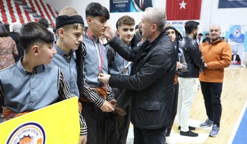 Doğu Anadolu’da Halk Oyunları Coşkusu!