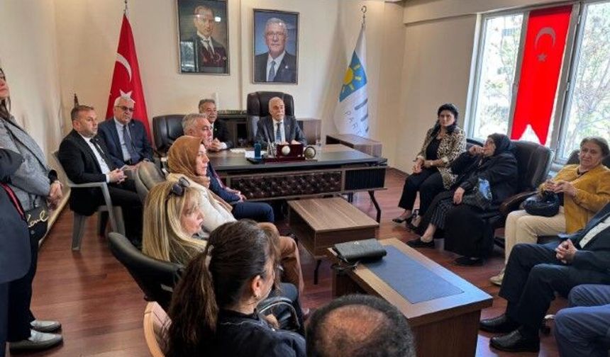 Eşref Fakıbaba Kahramanmaraş’ta Teşkilatla Buluştu