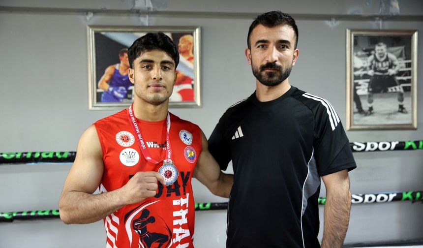 Muhammed Bilal Okay, Dünya Şampiyonluğu İçin Ringe Çıkacak