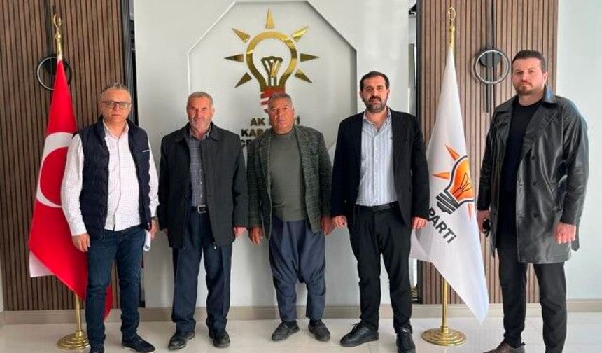AK Parti Karaköprü Teşkilatı Mahalle Başkanlarıyla Toplantı Düzenledi