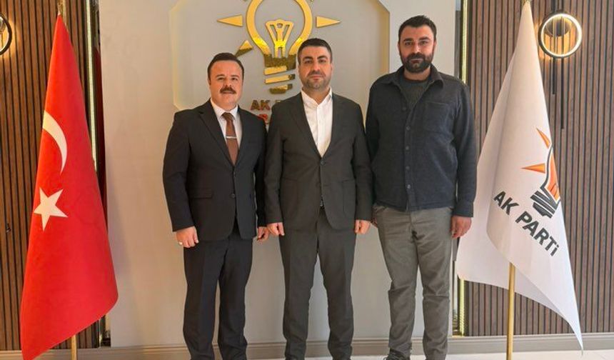 Şanlıurfa’da Esnaf Heyetinden AK Parti’ye Ziyaret