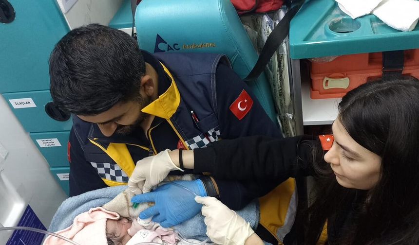 Şanlıurfa’da Paramediklerin Zamanla Yarışı Mutlu Bitti