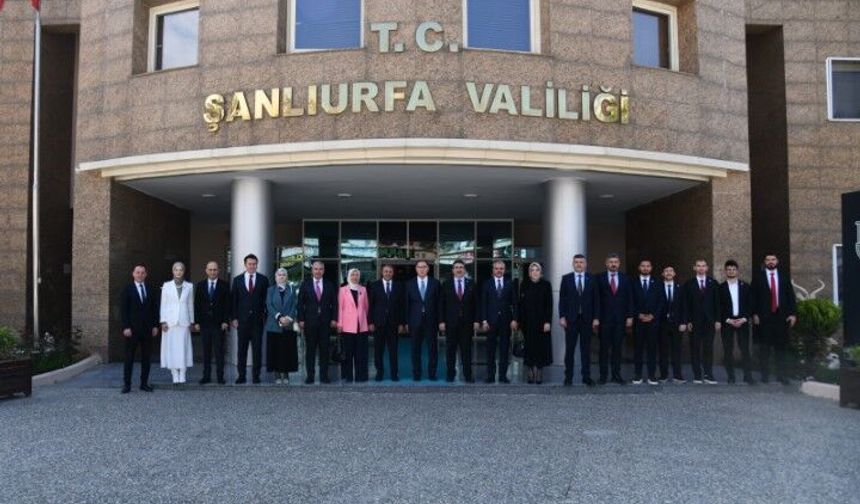 Şanlıurfa’da Vali Hasan Şıldak’a Anlamlı Ziyaret!