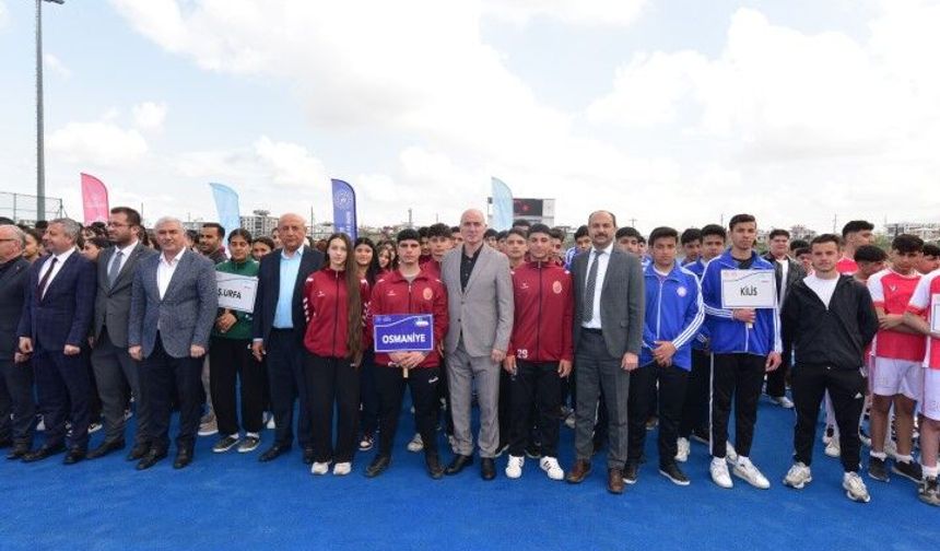 Şanlıurfa’nın Da Yer Aldığı Hokey Müsabakaları Osmaniye’de Başladı!