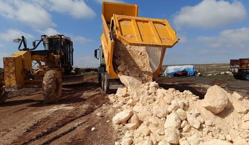 Talepler Doğrultusunda Viranşehir’de Yol Çalışmaları Sürüyor