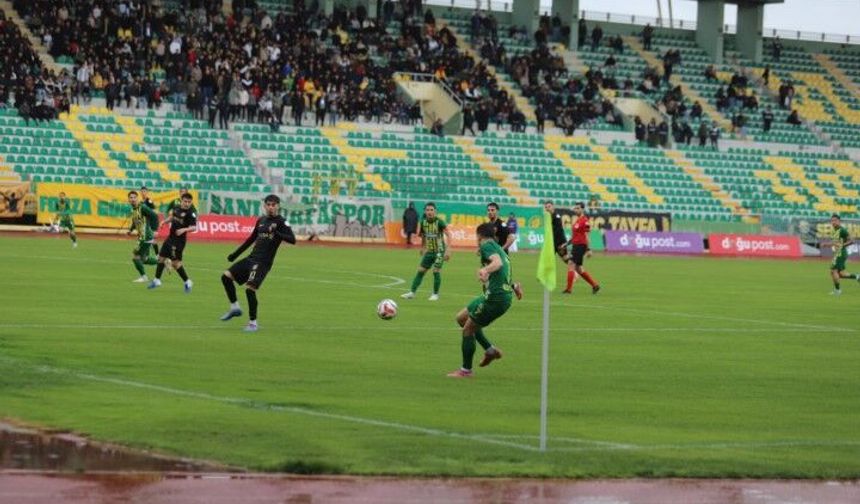 Şanlıurfaspor Kastamonuspor’u Gol Yağmuruna Tuttu: 5-2