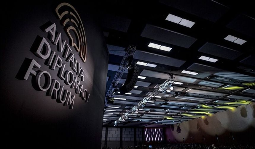 Dünya Siyaseti Masaya Yatırılacak!