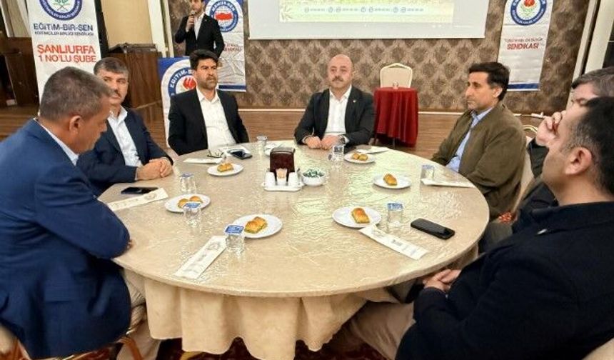 Eğitim-Bir-Sen Şanlıurfa’da İl Divan Toplantısını Gerçekleştirdi