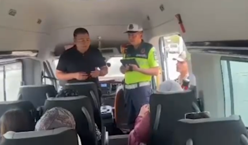 Jandarma Ekiplerinden Bayramda Yoğun Trafik Mesaisi