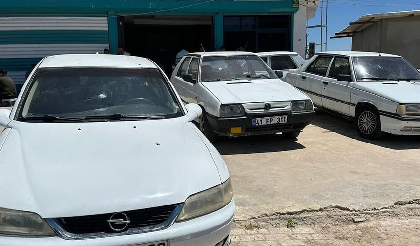 Şanlıurfa’daki oto galeri saldırısının görüntüleri ortaya çıktı: Uzun namlulu silahlar ile taranmış!