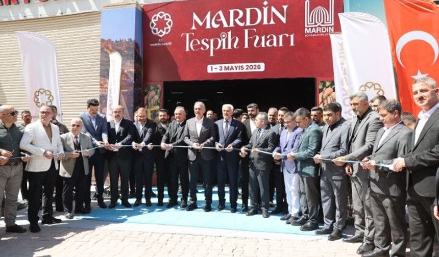 Şanlıurfalı tespihçiler, Mardin’de bu yıl ikincisi düzenlenen 2. Tespih Fuarı’na katıldı.
