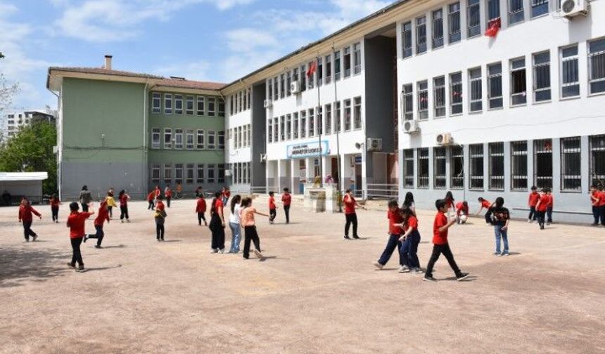 Şanlıurfa Siverek’te Öğrencilere Anlamlı Çevre Eğitimi