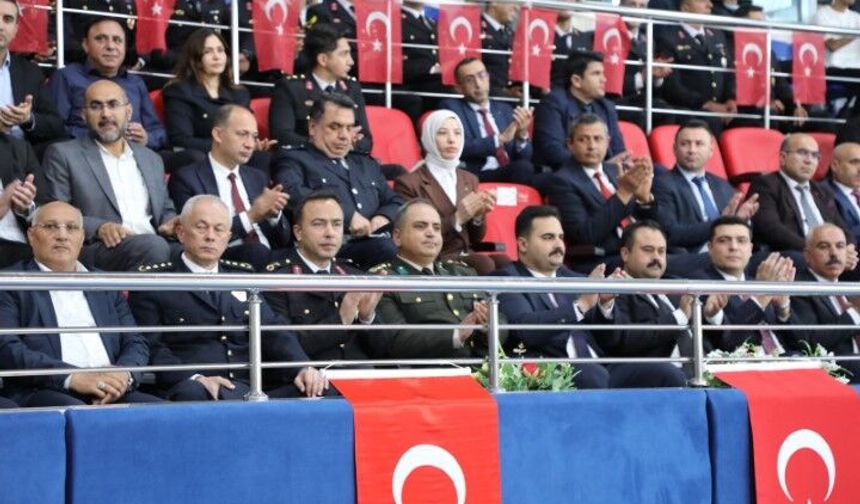 19 Mayıs Atatürk’ü Anma, Gençlik ve Spor Bayramı Viranşehir’de Coşkuyla Kutlandı