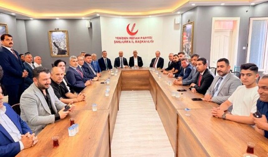 Yeniden Refah Partisi Şanlıurfa İl Başkanlığı’nda Bayramlaşma Programı Düzenlendi